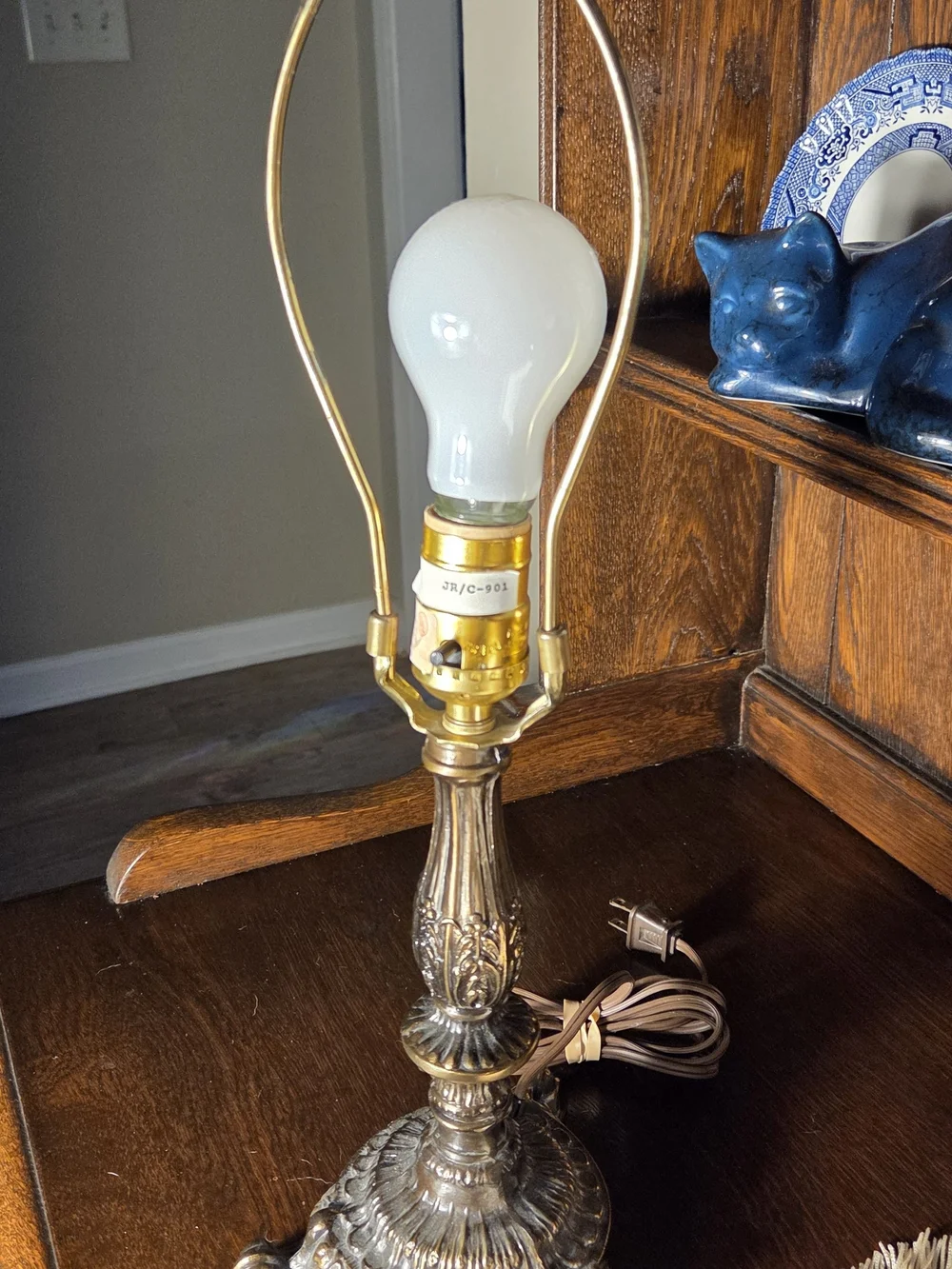 Vintage Cream Fringe Table Lamp with Ornate Brass Base